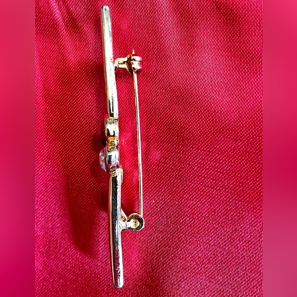 Gold Brooch - Picture 5 of 5